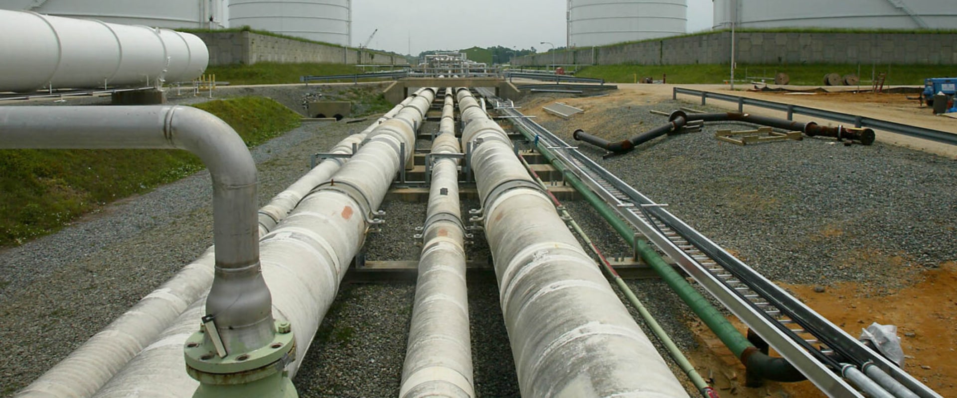 How long do natural gas pipelines last?