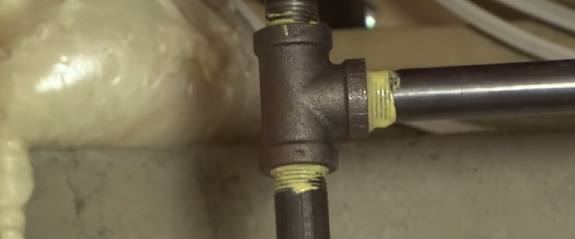 Does natural gas get into your house through pipes?